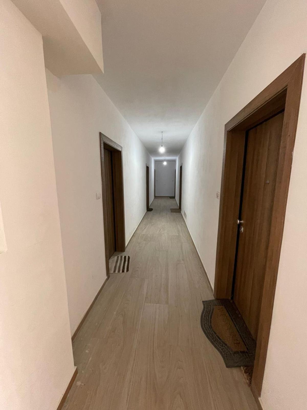 Apartment I&s 1 Golem (Tirana)