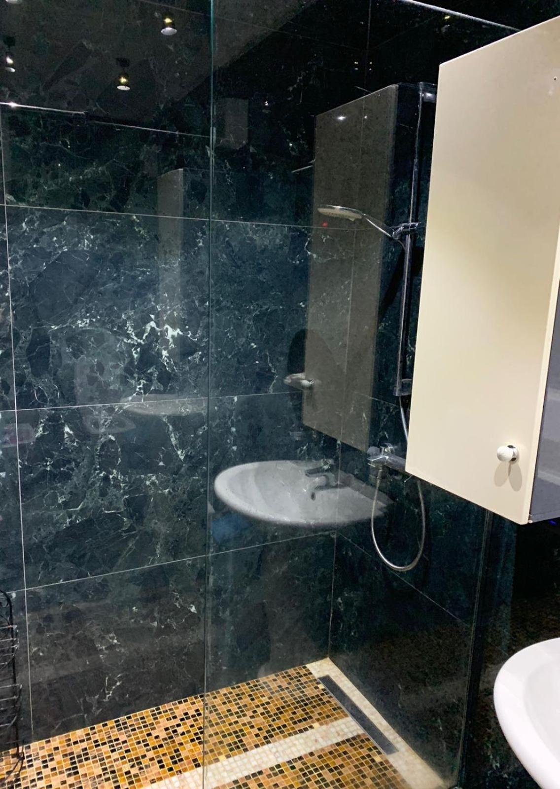 Apartament I&s 1 *